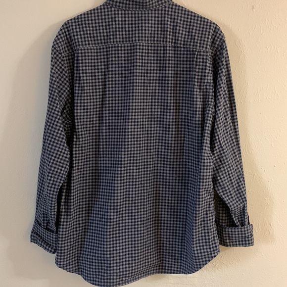 OLD NAVY BLUE PLAID BUTTON DOWN SHIRT - Picture 4 of 5